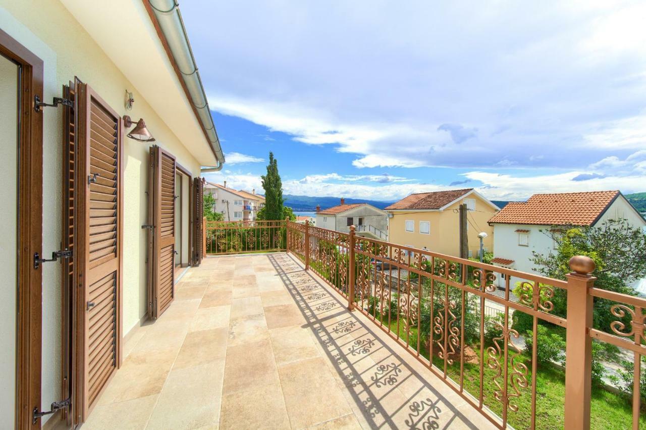 Villa Toic By The Seaside With Beautiful Seaview Čižići Eksteriør billede
